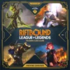 🎮 Riftbound: League of Legends – Proving Grounds Box Set Complete Starter Set | 2–4 Spelers | Direct Speelklaar Wil jij direct beginnen met Riftbound zonder eerst decks te bouwen? De Proving Grounds Box Set bevat alles wat je nodig hebt om meteen te spelen. Geïnspireerd op het wereldwijde fenomeen League of Legends is dit dé perfecte instap voor nieuwe spelers én een sterke basis voor competitieve ambities. ⚔️ Speelklaar uit de doos De set bevat meerdere vooraf gebouwde decks, ontworpen voor gebalanceerde matchups. Geen voorbereiding nodig — uitpakken, kiezen en direct spelen. Speel met iconische Champions: Annie Master Yi Lux Garen 🏆 Track Your Victory Inclusief custom acrylic Champion figures van Annie, Master Yi, Lux en Garen. Elke figure heeft een dubbelzijdige expressie: blij wanneer je voorstaat, chagrijnig wanneer het spannend wordt. Een unieke toevoeging die sfeer én overzicht toevoegt aan je game. 🔥 2–4 Spelers Gameplay 1v1 duels Multiplayer battles Strategische allianties Dynamische, wisselende situaties Perfect voor game nights, community play en nieuwe spelersgroepen. 📘 Stap-voor-Stap Leren De box bevat een begeleide leerervaring waarmee nieuwe spelers het spel snel onder de knie krijgen. Daarnaast krijg je deck upgrade-suggesties om via booster packs (los verkrijgbaar) door te groeien richting competitief niveau. 🎯 Voor wie is Proving Grounds? Nieuwe spelers die direct willen starten League of Legends fans die het TCG willen ontdekken Vriendengroepen die een complete 2–4 speler ervaring zoeken Spelers die een solide basis willen voor verdere uitbreiding