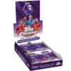 Topps Chrome Premier League Hobby Box 2026 Til je collectie naar het hoogste niveau met de Topps Chrome Premier League Hobby Box 2026. Deze premium release staat bekend om zijn high-end afwerking, glanzende Chrome kaarten en exclusieve parallels van de grootste sterren uit de Premier League. Met 20 packs per box en gegarandeerde hits is dit dé box voor zowel verzamelaars als voetbalfans die op zoek zijn naar kwaliteit én spanning bij elke pack. Jaag op top spelers, rising stars en legendarische namen — allemaal uitgevoerd in de kenmerkende Topps Chrome stijl. 🎁 Inhoud van de Hobby Box: • 20 packs per box • 4 kaarten per pack • 1 gegarandeerde autograph card per box ✍️ • 4 exclusieve Prism Parallels per box ✨ ⚽ Waarom deze box? ✔ Officiële Premier League trading cards ✔ Kans op handtekeningen van top spelers ✔ Exclusieve Chrome & Prism parallels ✔ Perfect voor collectors en football fans