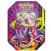 Pokémon TCG: Mega Gengar Moonlit ex Tin Stap in de schaduwen met de Mega Gengar Moonlit ex Tin. Deze bijzondere Pokémon TCG-uitgave zet één van de populairste Ghost-type Pokémon ooit centraal in zijn krachtige Mega Evolution-vorm. Met een exclusieve foil promokaart van Mega Gengar ex en uniek artwork is deze tin een absolute must-have voor verzamelaars en Gengar-fans. Naast de indrukwekkende promokaart bevat deze tin vier Pokémon TCG booster packs, waarmee je jouw collectie verder kunt uitbreiden en kans maakt op nieuwe Pokémon ex, bijzondere illustraties en andere waardevolle kaarten uit recente uitbreidingen. De stevige metalen verzamelbox maakt deze release compleet en biedt een stijlvolle manier om kaarten en accessoires veilig op te bergen. Inhoud 1 Foil Promo Card van Mega Gengar ex 4 Pokémon TCG Booster Packs 1 Codekaart voor Pokémon TCG Live 1 Metalen Pokémon TCG Tin Waarom kiezen voor de Mega Gengar Moonlit ex Tin? Exclusieve Mega Gengar ex promokaart Uniek artwork speciaal voor deze release Inclusief 4 Pokémon TCG booster packs Stevige metalen verzamelbox Perfect voor verzamelaars, spelers en Gengar-fans Of je nu een liefhebber bent van Ghost-type Pokémon, op zoek bent naar exclusieve promo kaarten of simpelweg wilt genieten van het openen van Pokémon booster packs, de Mega Gengar Moonlit ex Tin biedt een uitstekende combinatie van verzamelwaarde en speelplezier.
