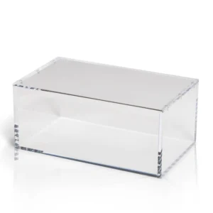 Premium Acrylic Case – Pokémon Booster Bundle Retail Display Bescherm en presenteer jouw sealed Pokémon Booster Bundle Retail Display met deze hoogwaardige Premium Acrylic Case. De case is speciaal ontworpen om jouw retail display optimaal te beschermen tegen stof, krassen en dagelijkse slijtage, terwijl de originele verpakking volledig zichtbaar blijft. De Booster Bundle Retail Display is uitgegroeid tot een van de populairste sealed Pokémon-producten onder verzamelaars. Dankzij het compacte formaat is de display eenvoudig op te bergen en vormt deze een prachtige blikvanger in iedere collectie. Met deze Premium Acrylic Case blijft jouw retail display in uitstekende conditie en krijgt deze een luxe display-uitstraling die perfect past in een vitrinekast of op een verzamelplank. Specificaties Afmetingen: 28,3 × 16,6 × 12,3 cm Speciaal ontworpen voor een Pokémon Booster Bundle Retail Display Kristalhelder premium acryl voor een luxe presentatie Hoogwaardige UV-bescherming om verkleuring door licht te helpen beperken Voorzien van krachtige Collector Grade N52-magneten voor een veilige en stevige sluiting