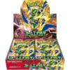 Pokémon Storm Emeralda Booster Box (Japans) Ontdek de nieuwste Japanse Pokémon-uitbreiding met de Pokémon Storm Emeralda Booster Box (Japans). Deze langverwachte set verschijnt naar verwachting op 31 juli 2026 en introduceert een compleet nieuwe reeks Pokémon-kaarten, prachtige illustraties en spannende kaarten voor zowel verzamelaars als spelers. Japanse Pokémon-sets staan bekend om hun uitstekende printkwaliteit, exclusieve kaarten en schitterende artwork. Met een volledige boosterbox heb je de perfecte kans om jouw collectie uit te breiden en op jacht te gaan naar de meest gewilde kaarten uit Storm Emeralda. Of je nu een fanatieke verzamelaar bent, graag Japanse exclusieve kaarten verzamelt of jouw favoriete Pokémon wilt ontdekken in deze gloednieuwe uitbreiding, de Storm Emeralda Booster Box is een prachtige toevoeging aan iedere collectie. Inhoud 1 Pokémon Storm Emeralda Booster Box (Japans) 30 Japanse boosterpacks Ieder boosterpack bevat 5 Japanse Pokémon-kaarten