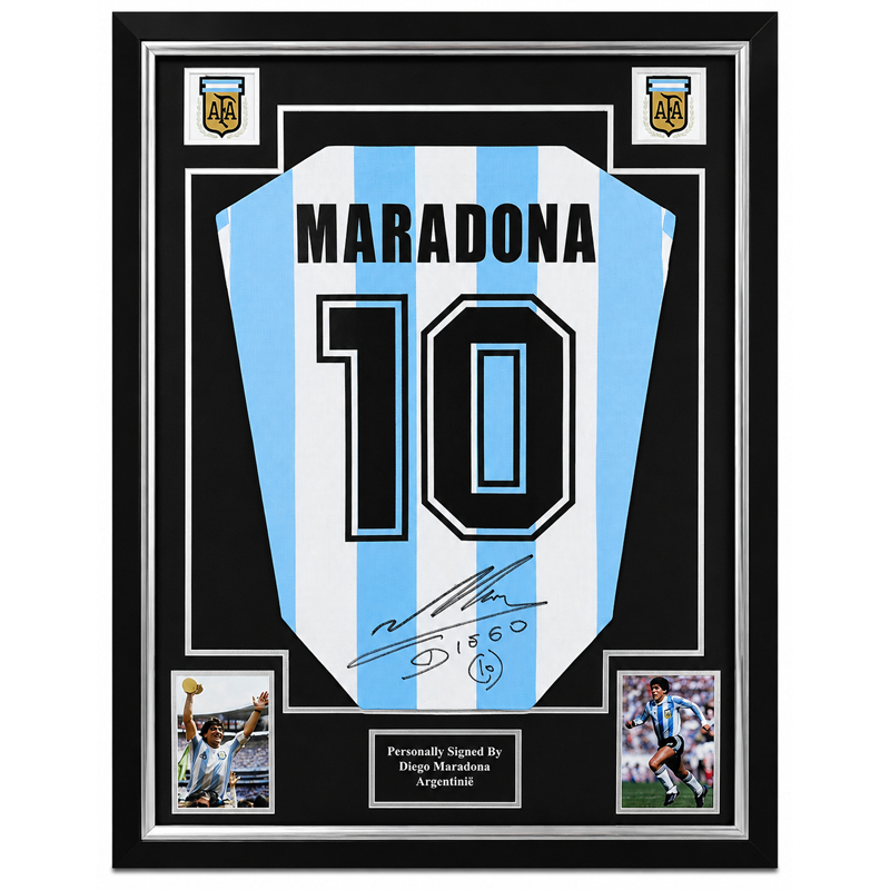Diego Maradona – Gesigneerd Argentinië Shirt | Professioneel Ingelijst & Gecertificeerd